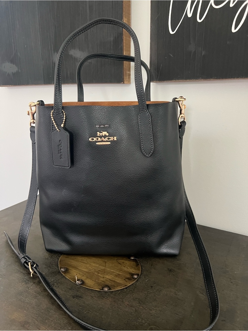 NWOT Coach Thea Small Pebbled Leather Tote with detachable crossbody strap